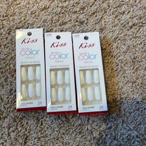 New Kiss salon color ready to wear nails